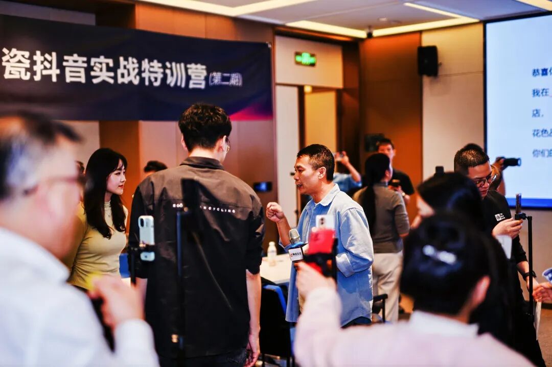 鹰牌陶瓷全国空白区域全渠道招商火热开启!诚邀加盟!(图22) 鹰牌陶瓷全国空白区域全渠道招商火热开启!诚邀加盟!(图22)