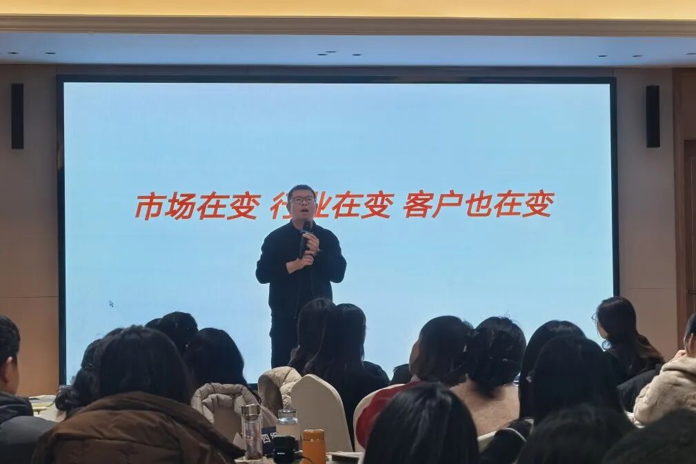 鹰牌新零售布局再深化 !短直联动全面赋能,强势抢占流量红利