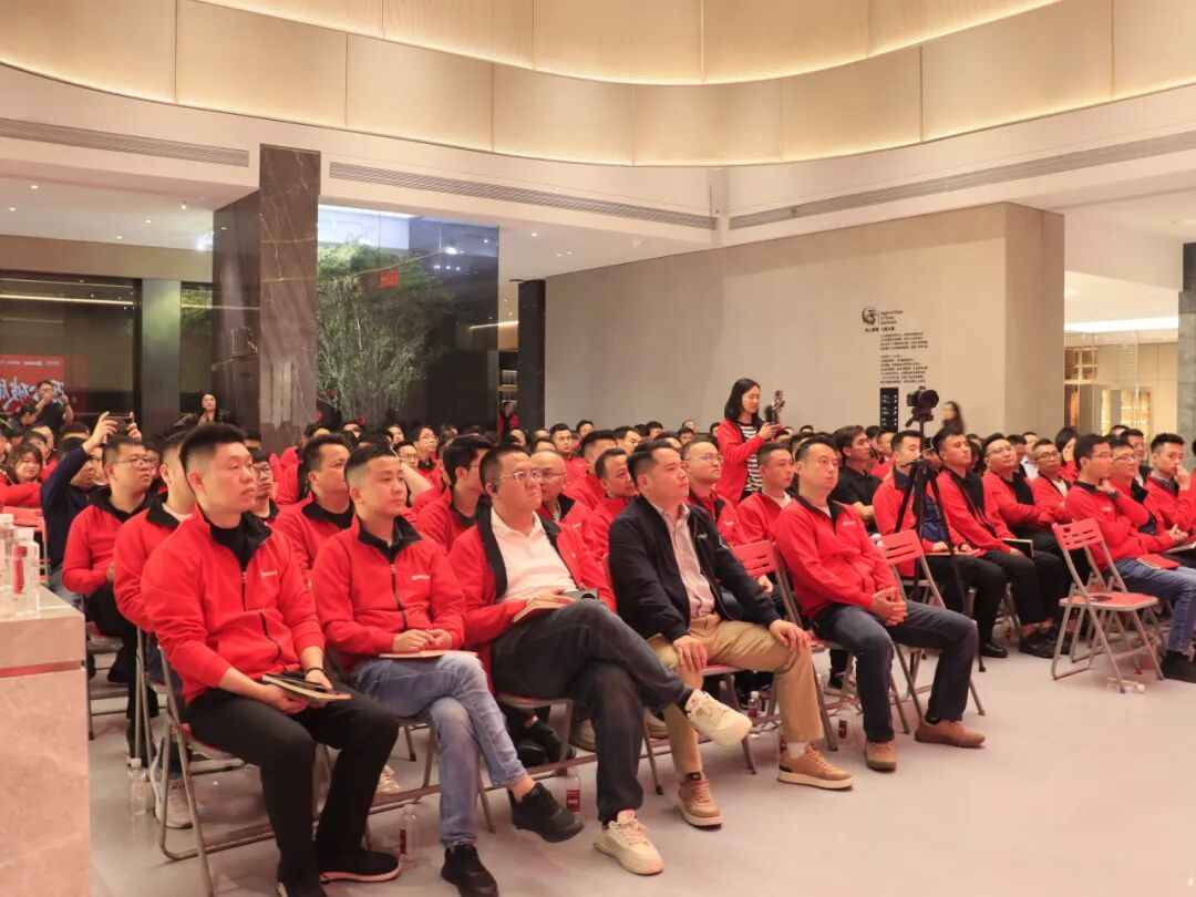 砺心破局，向新而生│2026年鹰牌集团开年营销会议落幕(图3)